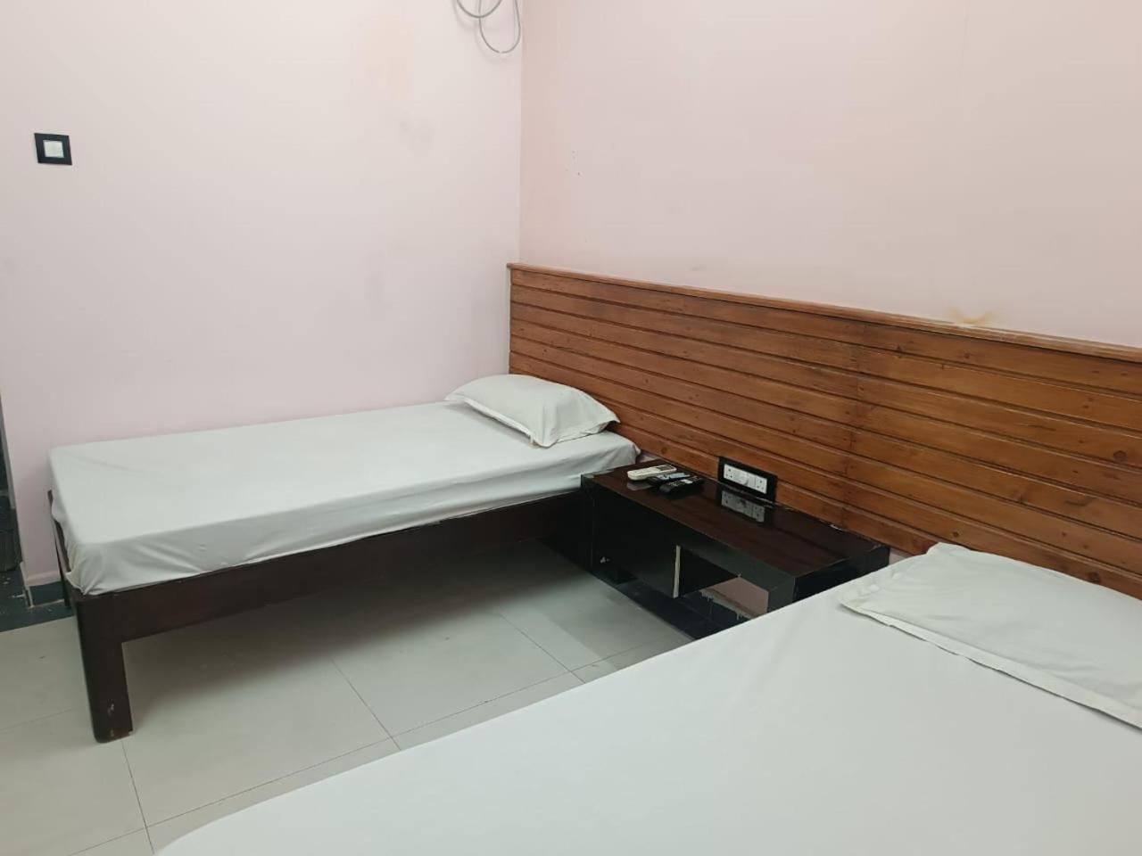 Sgs Residency Villa Тирупати Екстериор снимка