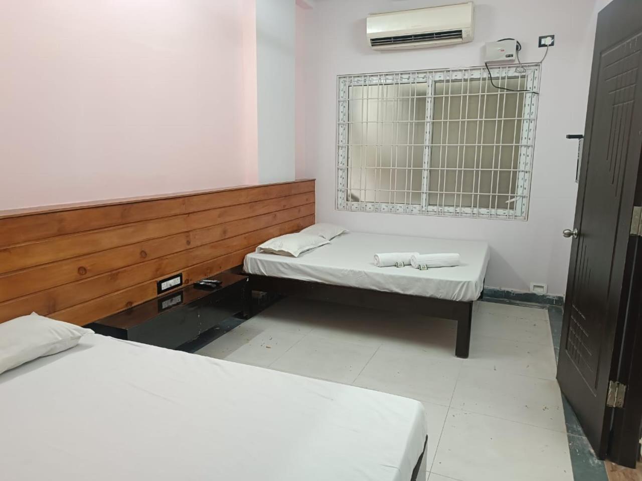 Sgs Residency Villa Тирупати Екстериор снимка